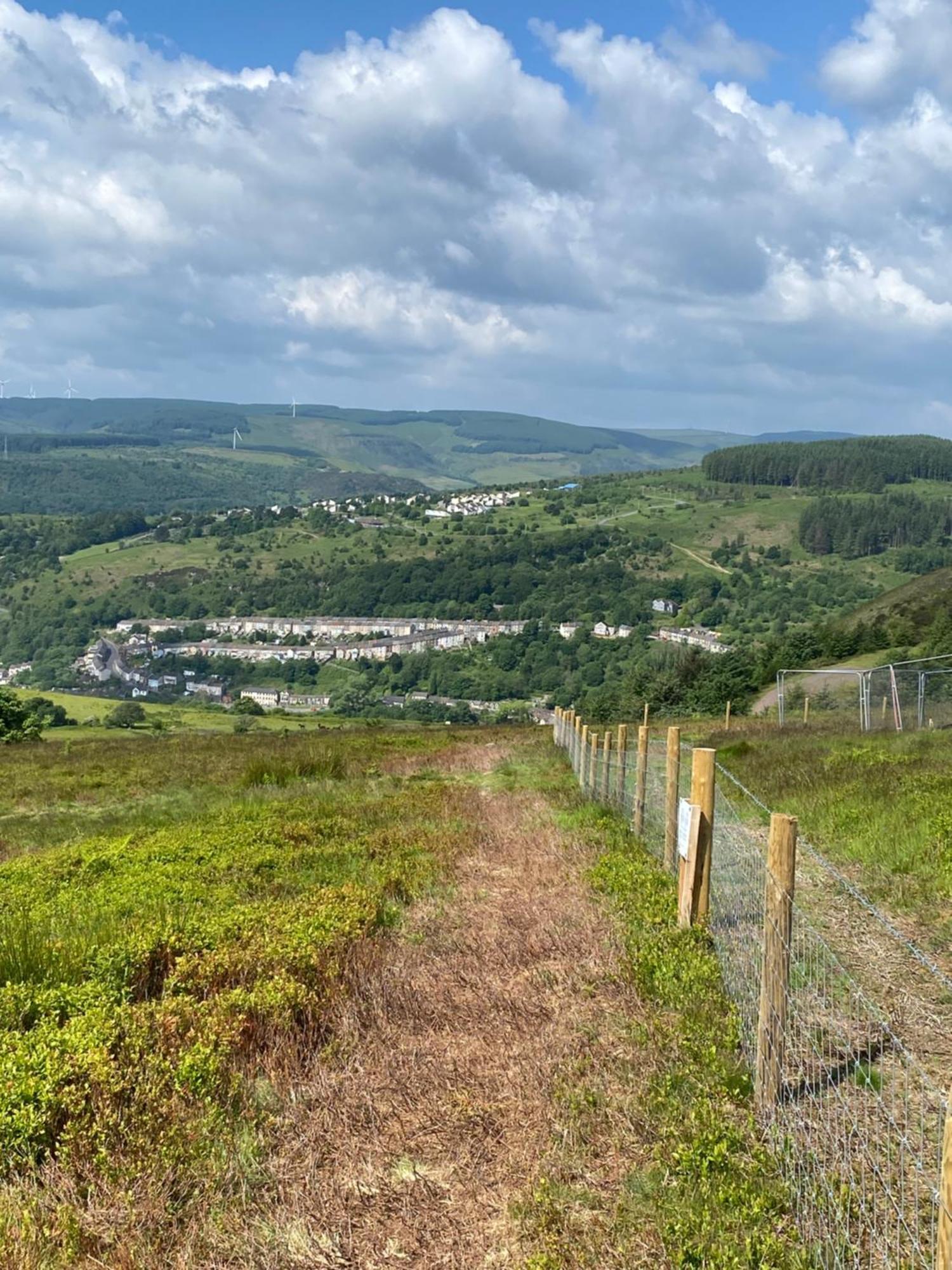 Mountain View Two Bedroom Llwynypia Exteriör bild